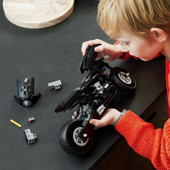 LEGO Technic 42155 The Batman BATCYCLE Super Hero Set  NEW  Technic Batman BATCYCLE Set 42155 Motorcycle Collectible Toy Model Buil